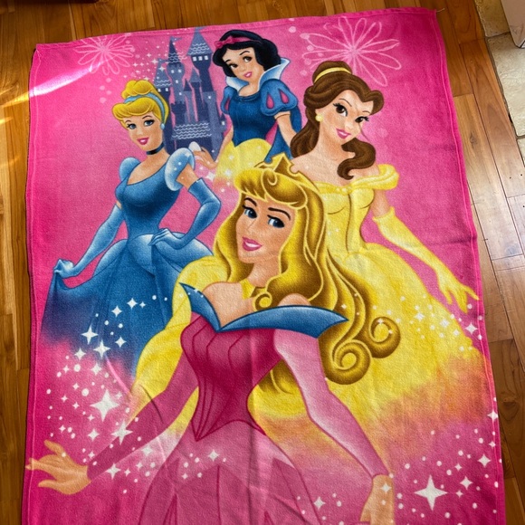 Disney Bedding Disney Princess Fleece Blanket Belle Cinderella